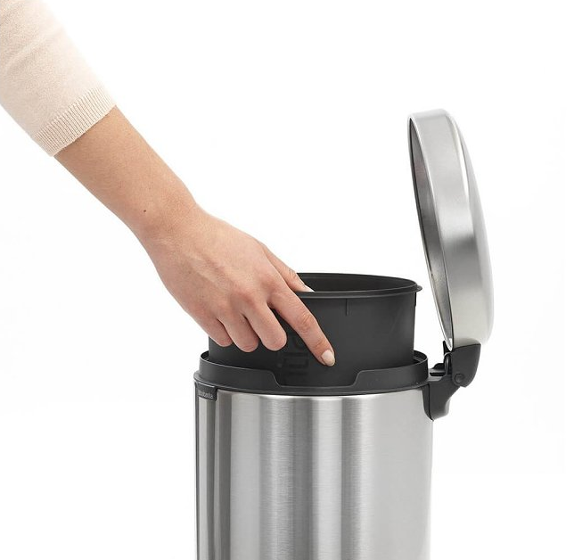 Šiukšliadėžė su pedalu NEWICON 5 l, atspari pirštų žymėms, matinis plienas, Brabantia