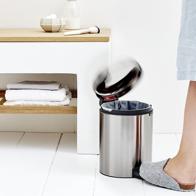Šiukšliadėžė su pedalu NEWICON 5 l, atspari pirštų žymėms, matinis plienas, Brabantia