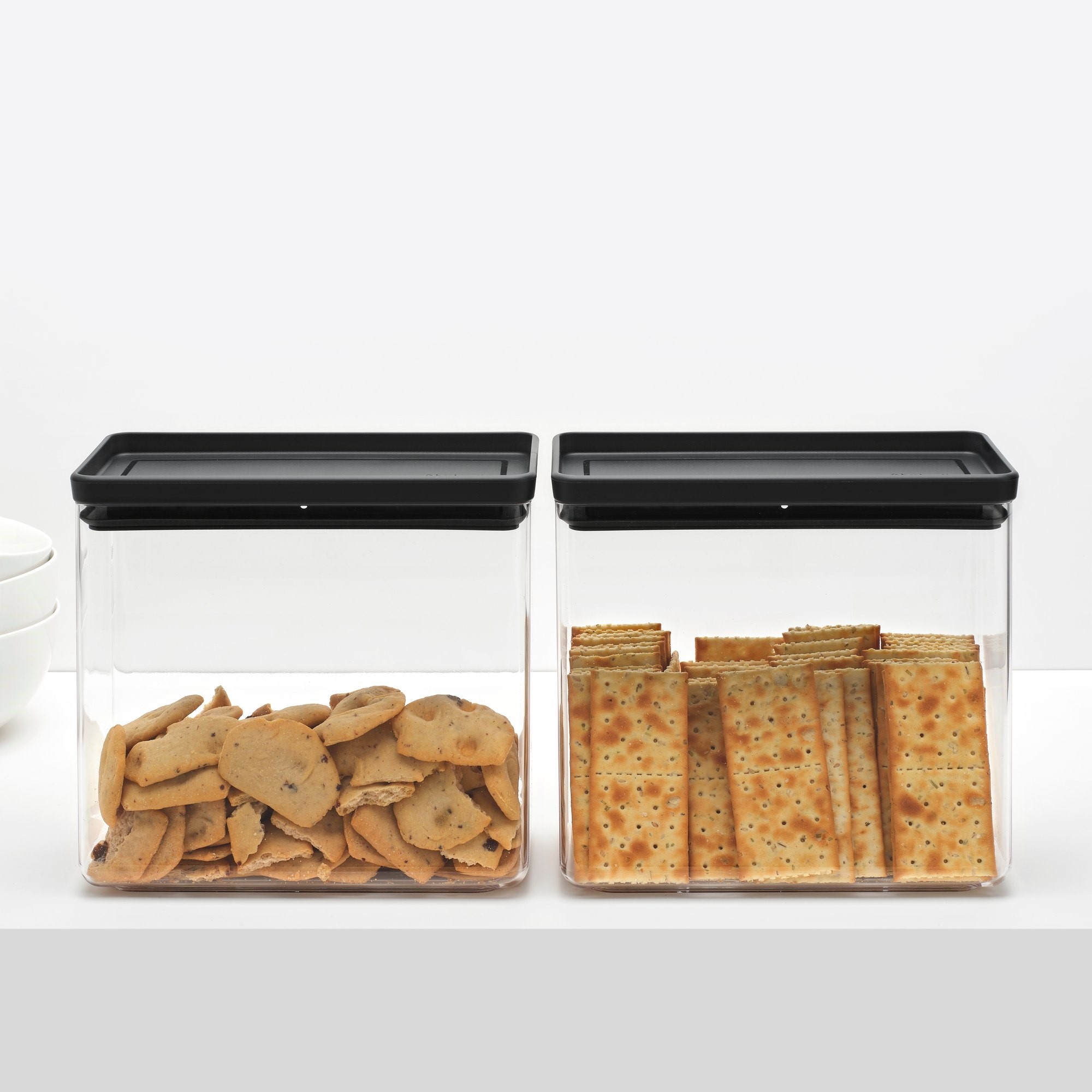 Maisto laikymo indas TASTY PLUS 3,5 l, tamsiai pilkos spalvos, plastikas, Brabantia