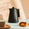 Elektrinis virdulys PLISSE 1 l, juodas, Alessi