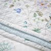 215271 2 prehoz pres postel flores bailando 220 x 260 cm bila bavlneny perkal moooi