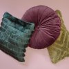 215250 5 dekoracni polstar mandarin 40 cm fialova polyester kaat amsterdam