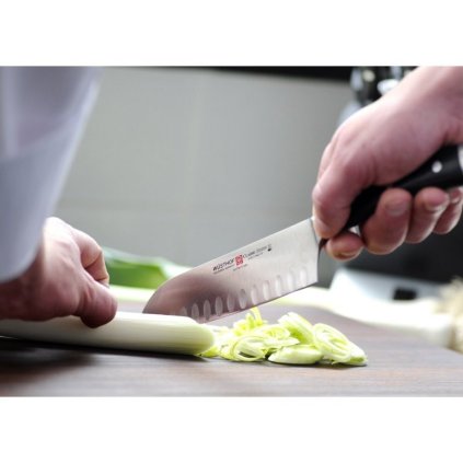 Nóż Santoku ze szlifem 17 cm Classic Ikon WÜSTHOF