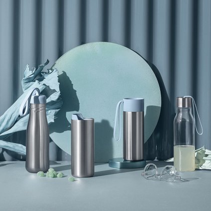 Kubek termiczny ze stali nierdzewnej To Go jasnoniebieski 0,35 l Eva Solo