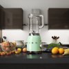 190181 2 smeg stolni mixer pastelova zelena scena 01