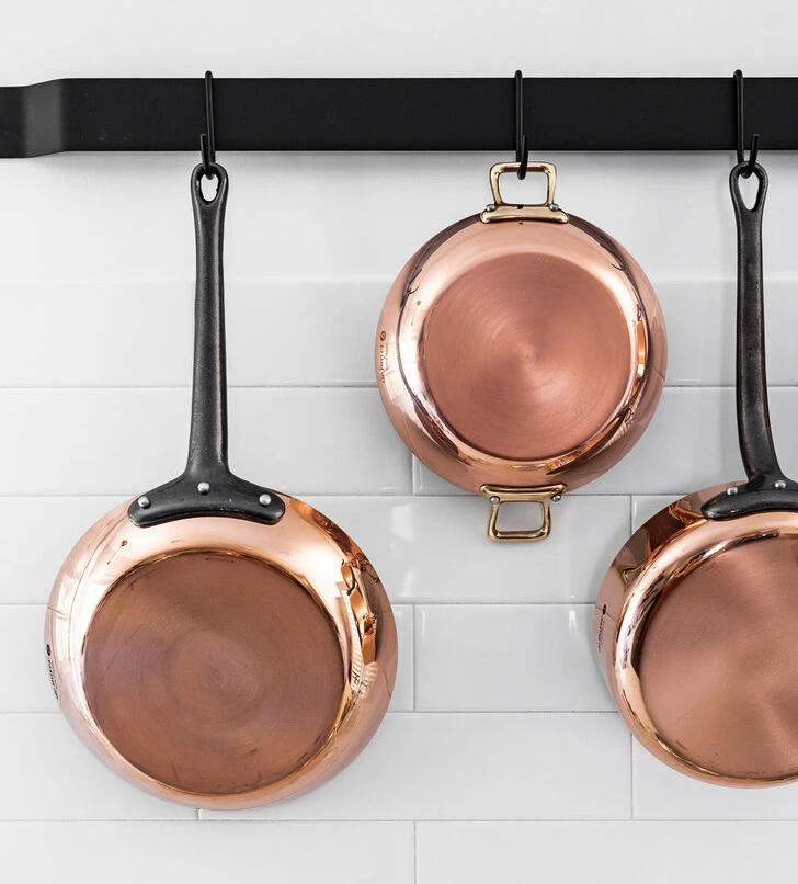 Panela de cobre? Um luxo de que não precisa mas que quer