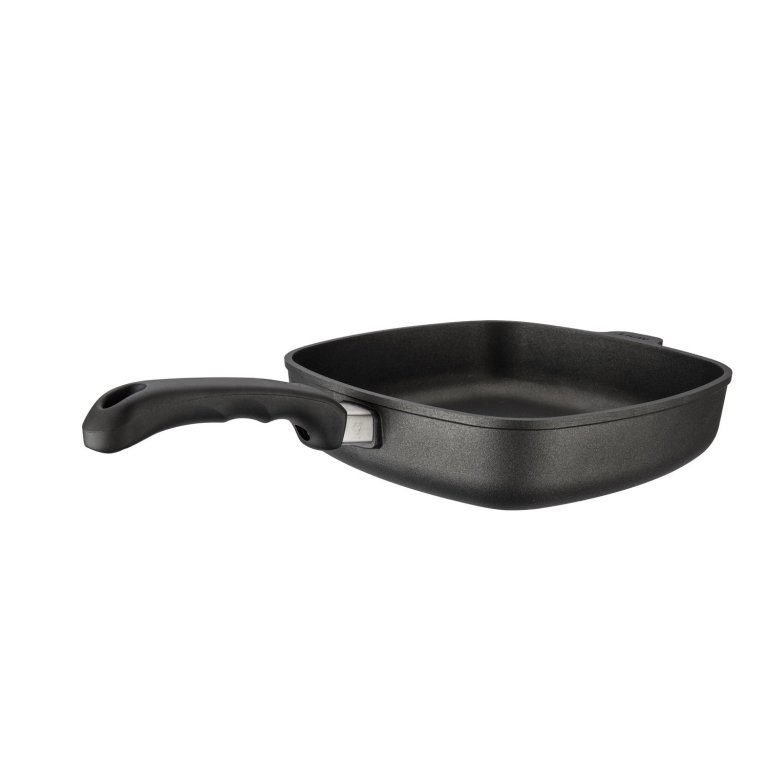 Frigideira antiaderente TITANIUM NOWO 26 x 26 cm, WOLL