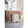 Caixote do lixo com pedal BO 60 l, branco, Brabantia
