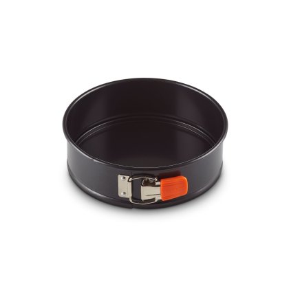 224082 forma na dorty 24 cm cerna ocel le creuset