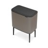 Coș de gunoi cu capac sensibil la atingere BO 11 + 23 l, platină, Brabantia