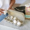 Recipient pentru depozitarea ouălelor EGGS TO GO 28 cm, pentru 10 ouă, crem, Koziol