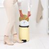 Coș de gunoi cu pedală NEWICON 12 l, galben deschis, oțel, Brabantia