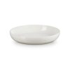 223272 jidelni misa coupe 22 cm 960 ml meringue kamenina le creuset
