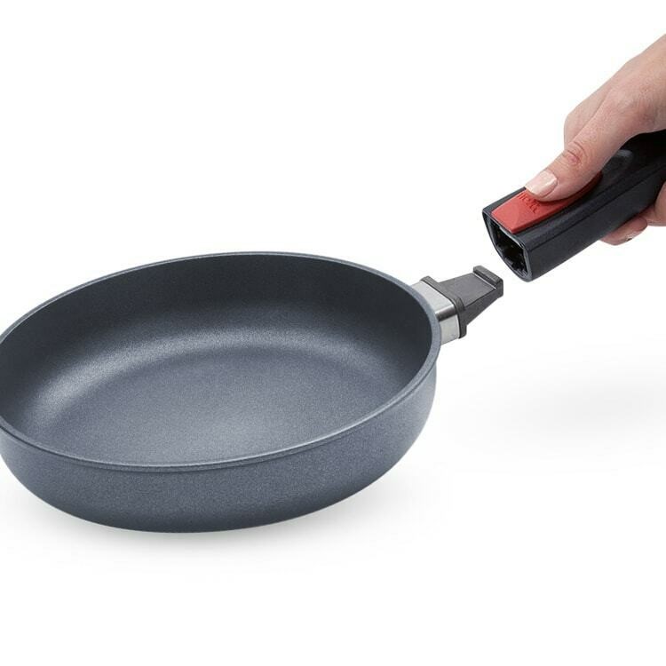 Ponev z nelepljivim premazom DIAMOND LITE, 20 cm, za indukcijo, odstranljiv ročaj, titan, WOLL