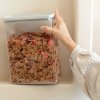 Posoda za shranjevanje hrane TASTY PLUS, 5,4 l, svetlo siva, plastika, Brabantia