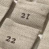 215388 5 adventni kalendar pine 50 x 69 cm prirodni bavlna ferm living