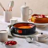 223539 2 forma na dorty 20 cm cerna ocel le creuset