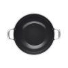 224394 4 wok essential 32 cm 6 l cerna hlinik le creuset