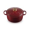 223209 kastrol signature 24 cm 4 2 l garnet litina le creuset