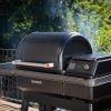 230626 4 peletovy gril ironwood cerna traeger