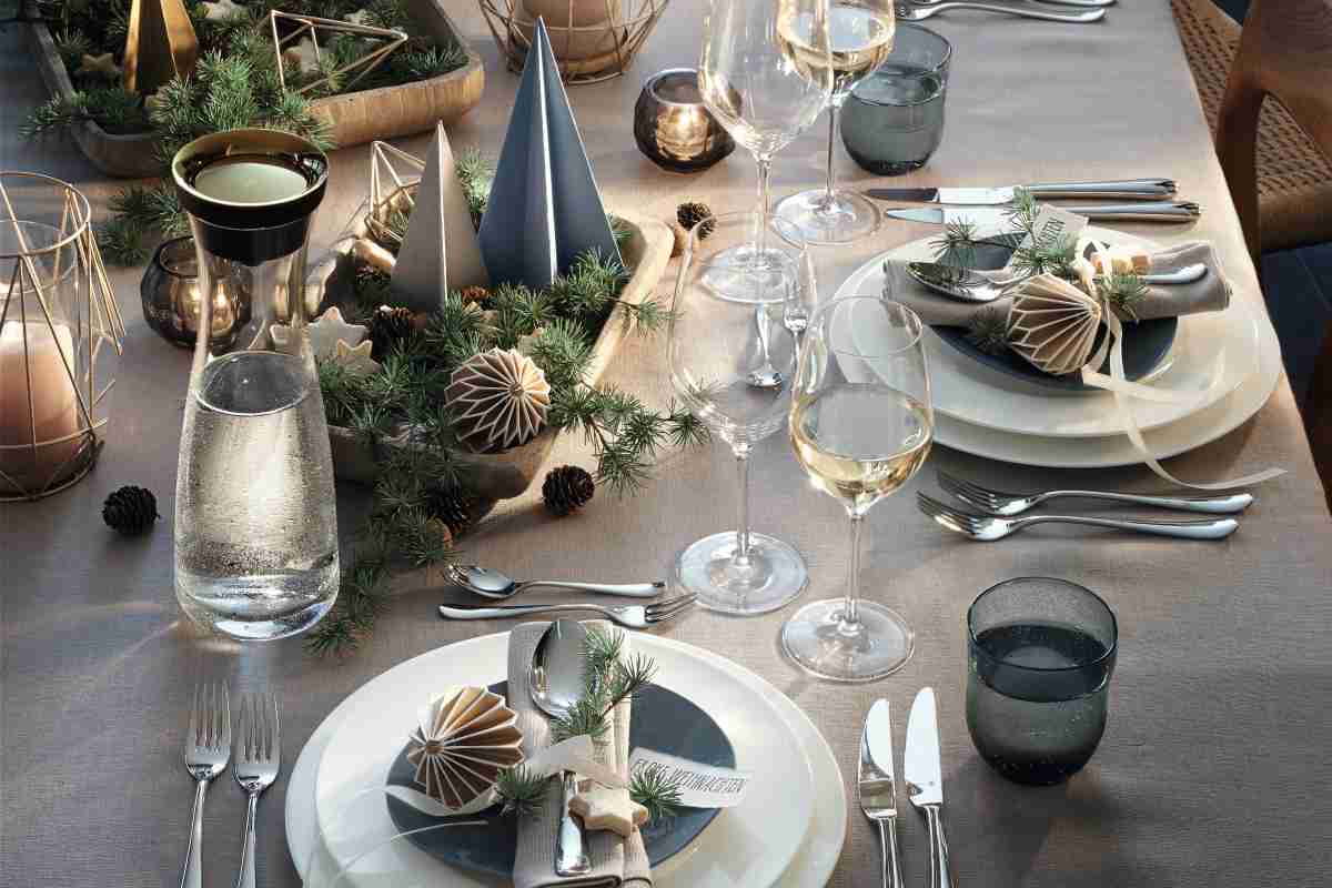 Vianočný stôl modro šedá