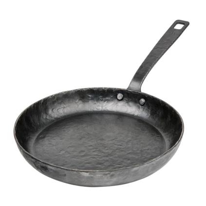 225684 univerzalni panev essentials 28 cm cerna ocel forged