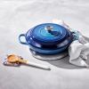 224439 3 kastrol signature 30 cm 3 5 l azure litina le creuset
