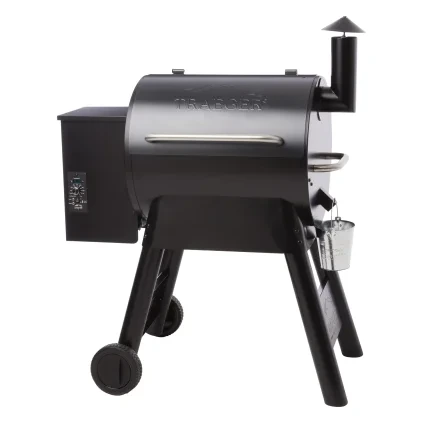 230599 peletovy gril pro 22 cerna traeger