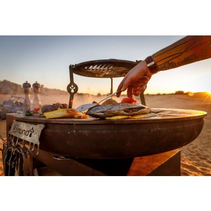 Outdoor Feuerstelle mit Grill Remundi Nero S
