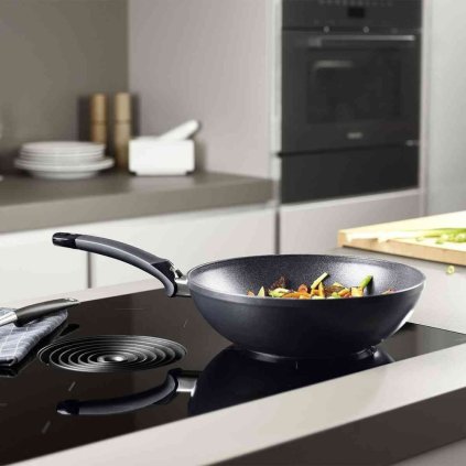 Wok ADAMANT PREMIUM 28 cm, Fissler