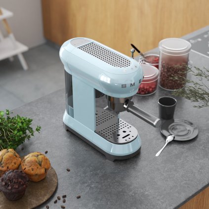 Espressomaschine mit Siebträger 50'S STYLE ECF01PBEU, pastellblau, Smeg