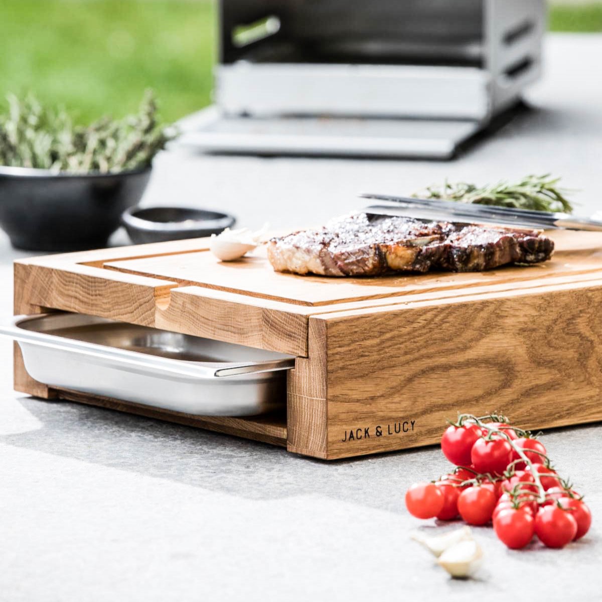 Schneidebrett ONE LONG GRAIN 45 x 33 cm, mit Schublade, Eichenholz, Jack & Lucy