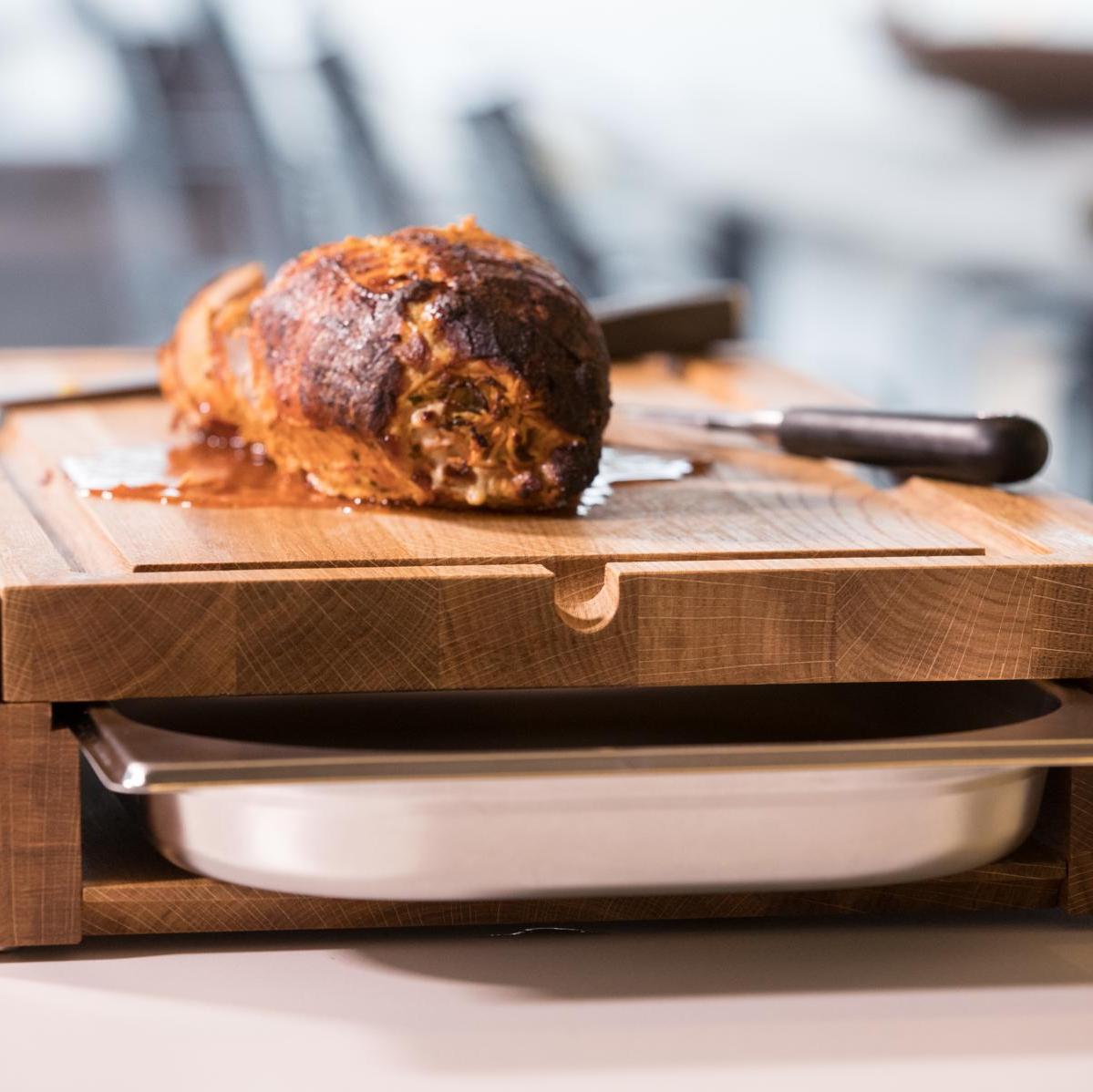 Schneidebrett ONE LONG GRAIN 45 x 33 cm, mit Schublade, Eichenholz, Jack & Lucy