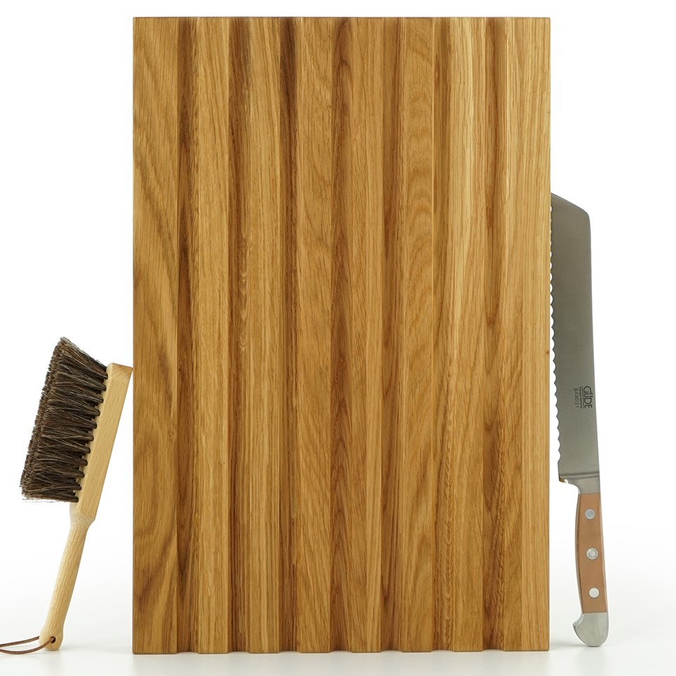 Schneidebrett ESSENTIALS 45 x 29,5 cm, für Brot, Eichenholz, Jack & Lucy