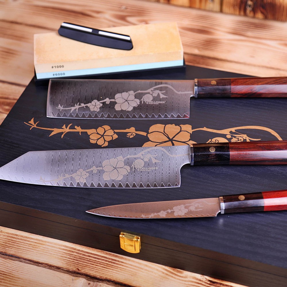 Japanisches Messer Set JOSHI SAKURA, 4-teilig, mit Schleifstein, Geschenkbox, Dellinger