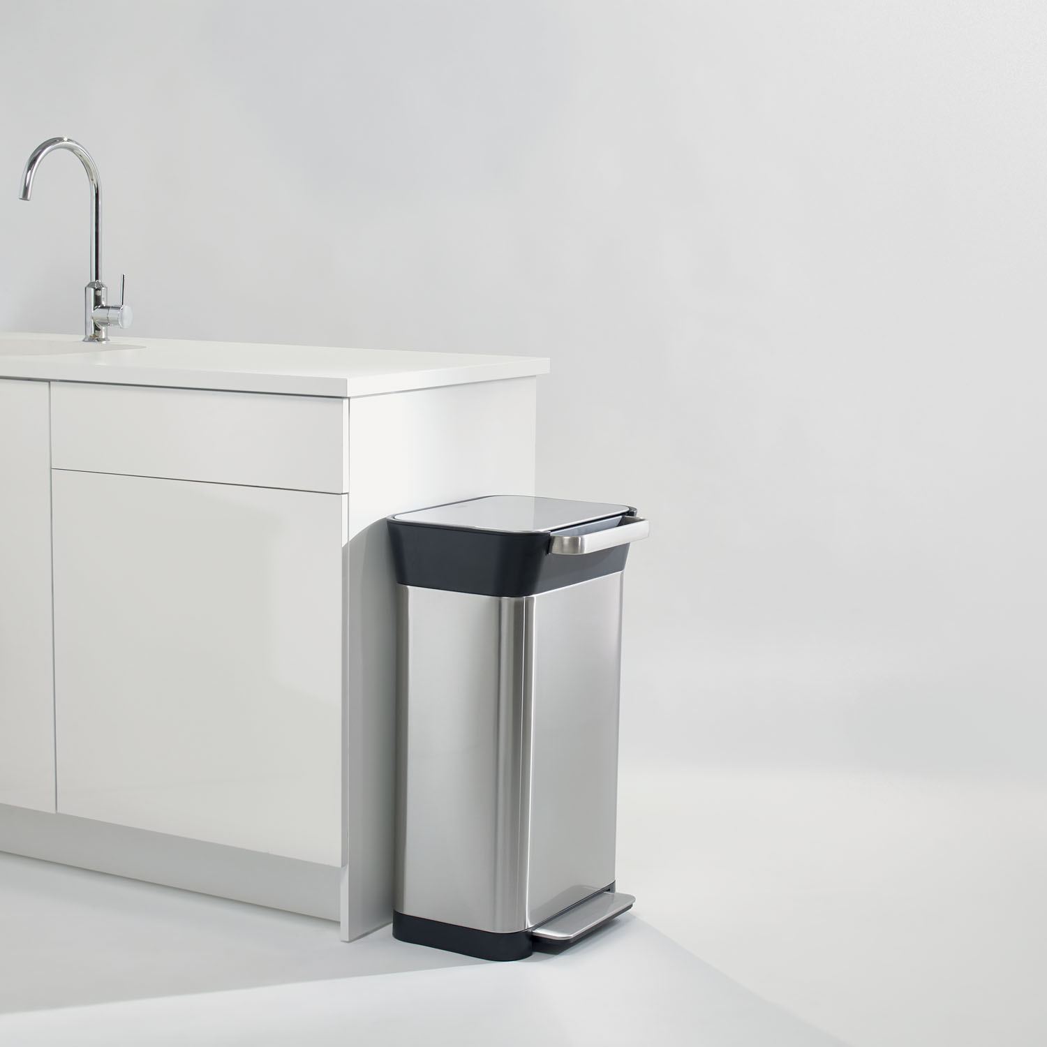Mülleimer TRASH COMPACTOR TITAN 30 l, Edelstahl, Joseph Joseph