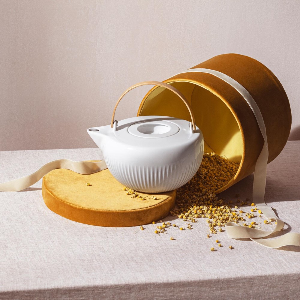 Teekanne LEGIO NOVA 1,2 l, mit Holzgriff, Eva Solo