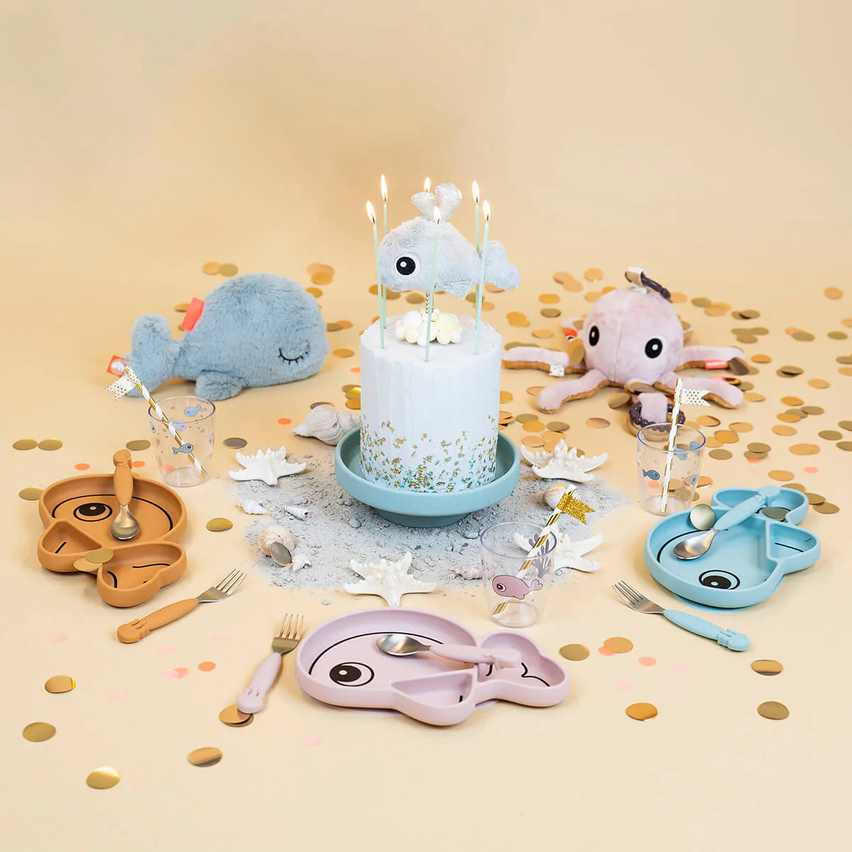 Kinderteller mit Saugnapf WALLY, blau, Done by Deer