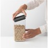 Vorratsdose TASTY PLUS 1,6 l, dunkelgrau, Kunststoff, Brabantia