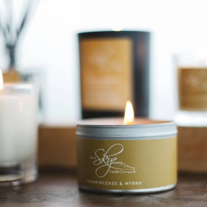 Lõhnaküünal FRANKINCENSE & MYRRH, põlemisaeg 30 tundi, reisipakk, Isle of Skye Candle Compan