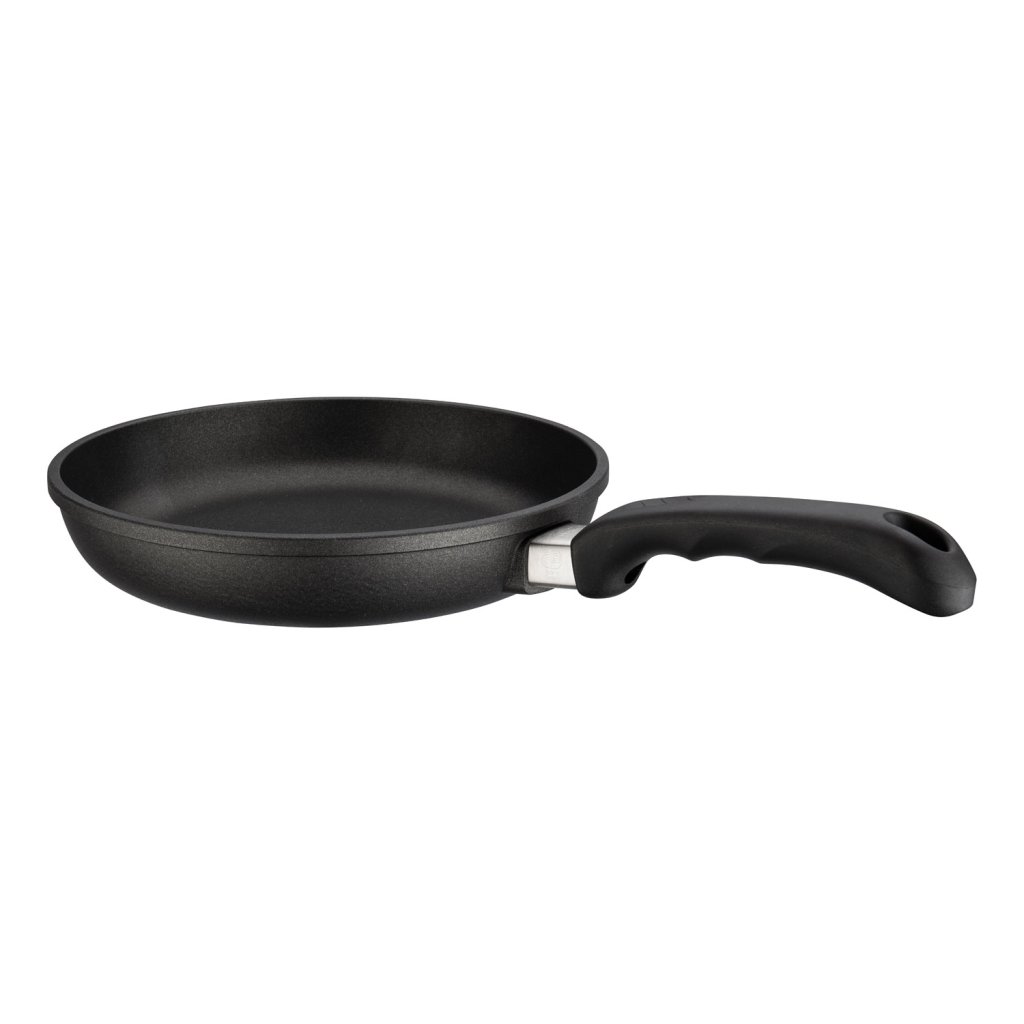 Non-stick stekpanna TITANIUM NOWO 24 cm, för induktion, titan, WOLL