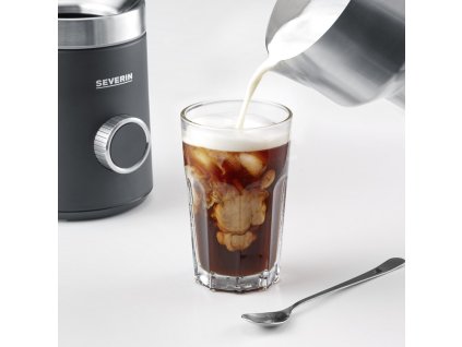Mjölkskummare SM 3587 SPUMA 700 PLUS, svart / silver, Severin