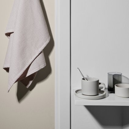 Kaffekopp med fat PILAR 200 ml, ljusgrå, Blomus