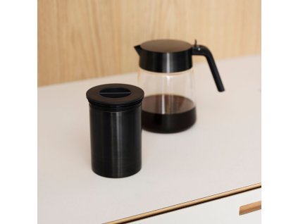 Serveringskanna NOHR 1,2 l, svart, glas, Stelton