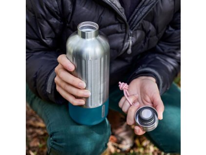 Vattenflaska EXPLORER 850 ml, marin, rostfritt stål, Black+Blum