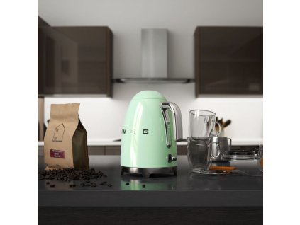 Elektrisk vattenkokare KLF03PGEU 1,7 l, pastellgrön, Smeg