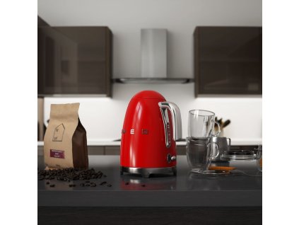 Elektrisk vattenkokare KLF03RDEU 1,7 l, röd, Smeg
