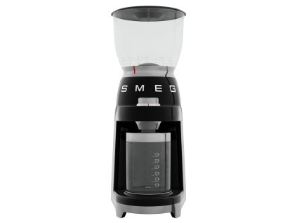 186449 7 smeg elektricky mlynek na kavu cerna studio 04