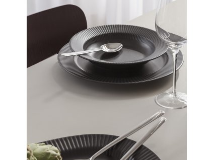 Djup tallrik LEGIO NOVA 25 cm, svart, stengods, Eva Solo