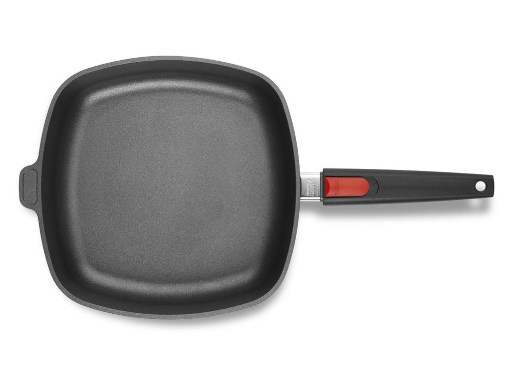 Non-stick stekpanna TITANIUM NOWO 20 x 20 cm, avtagbart handtag, titan, WOLL